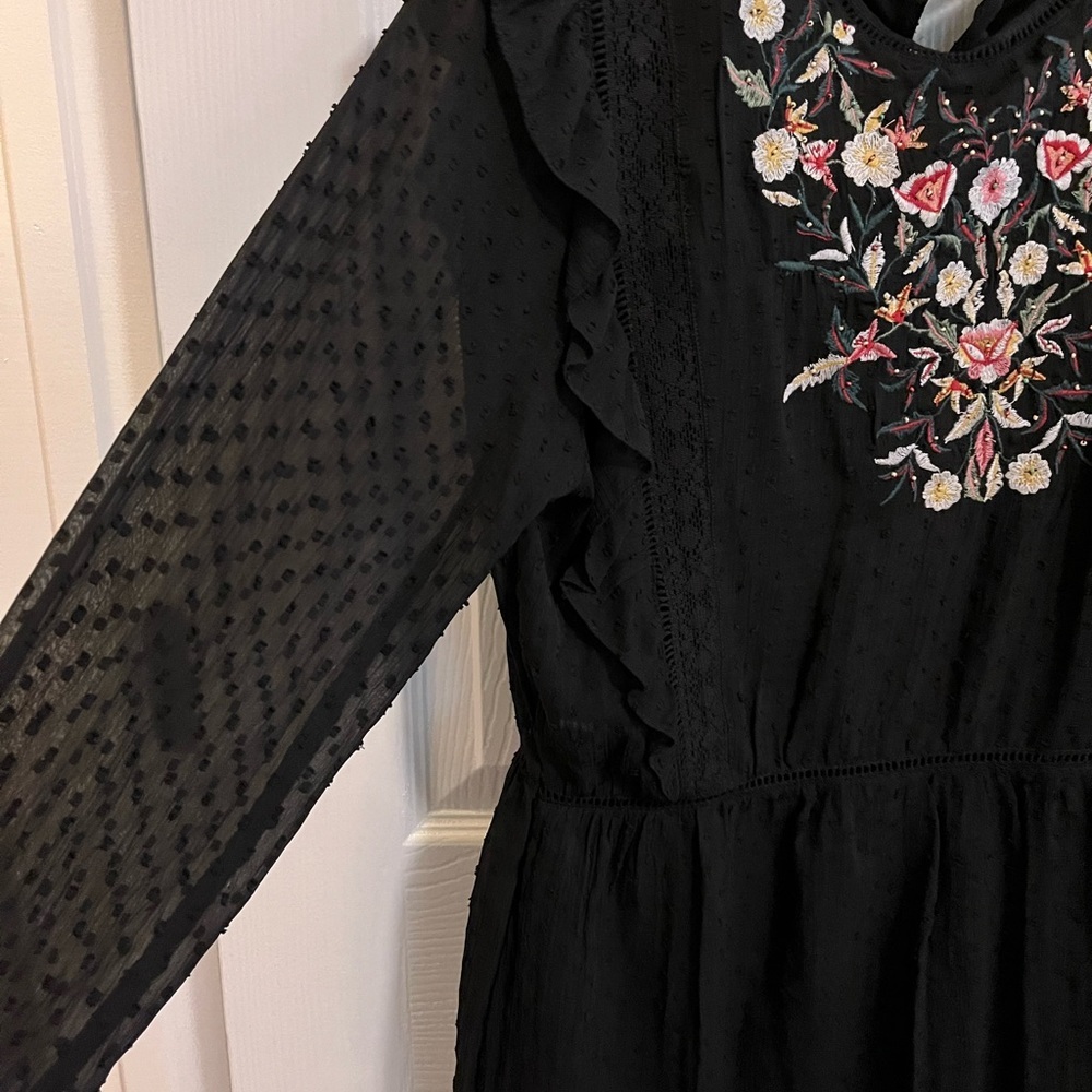 Zara floral embroidered dotted dress - Picture 5 of 6